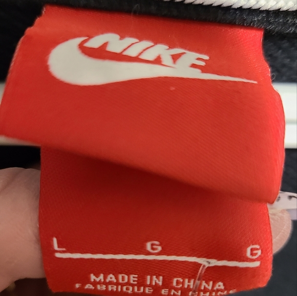 Nike zip up Hoodie - Picture 6 of 8